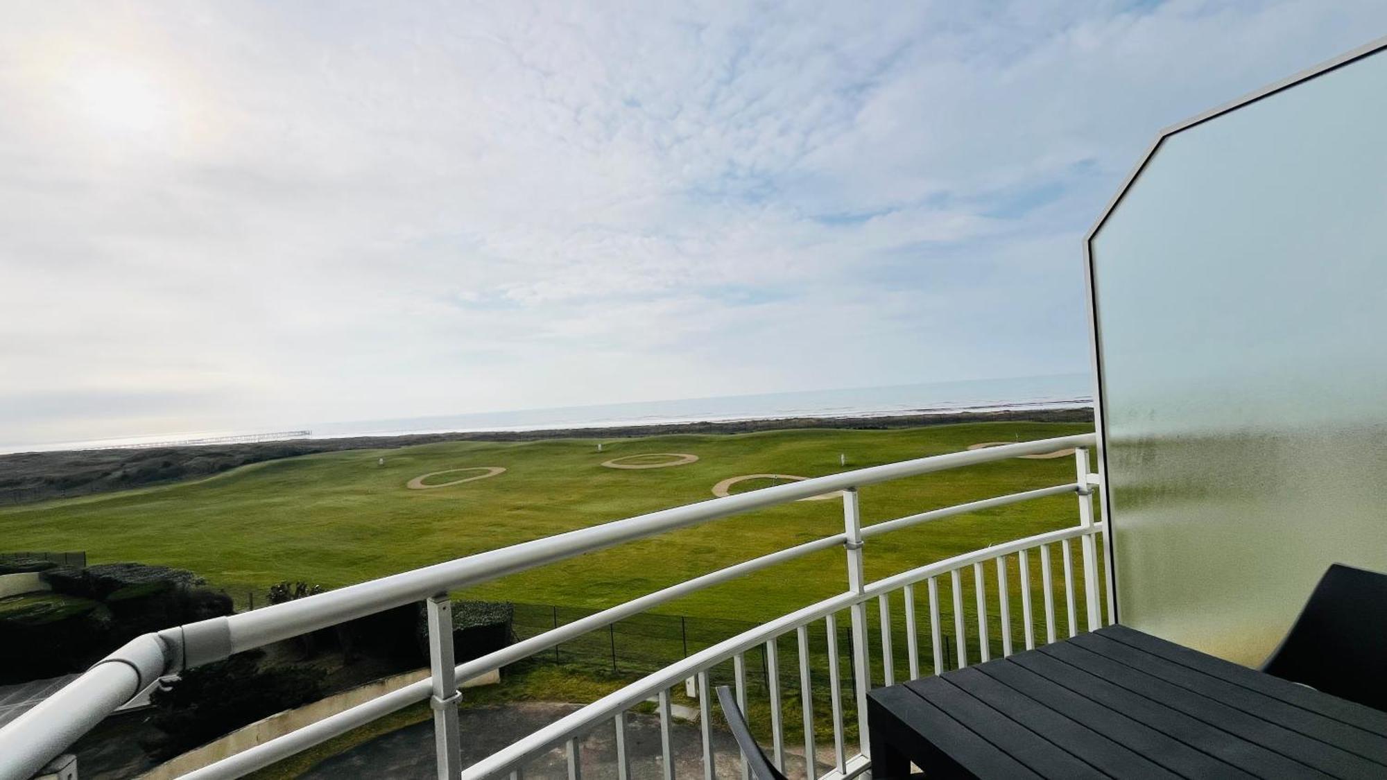 Du Golf, Standing, Piscine, Foret Et Ocean * Saint-Jean-de-Monts